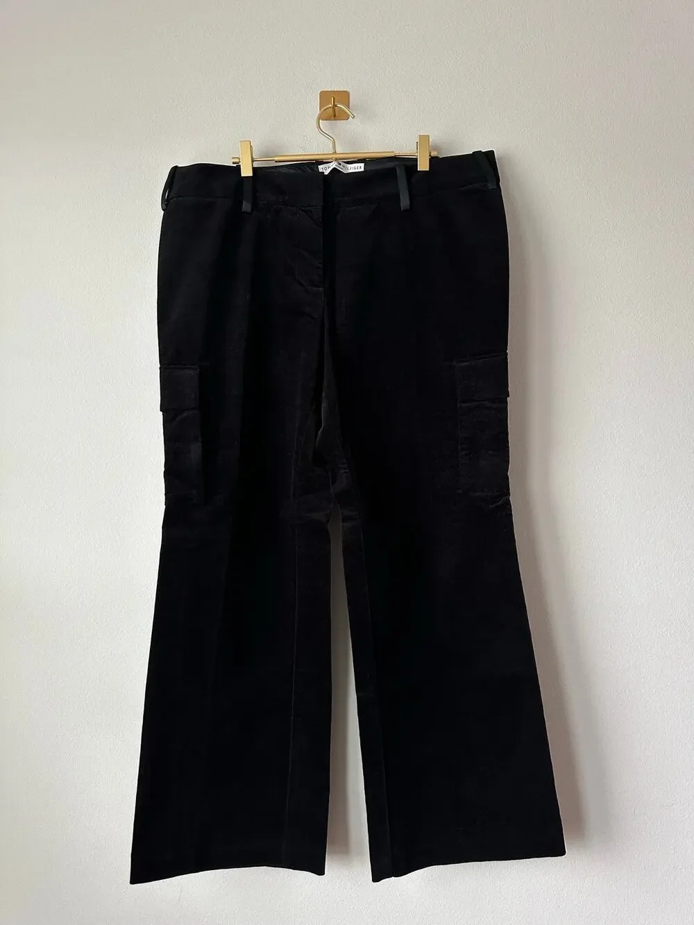 Vintage Y2K Tommy Hilfiger Black Velvet Cargo Pants Size 16 Wide Leg Utility